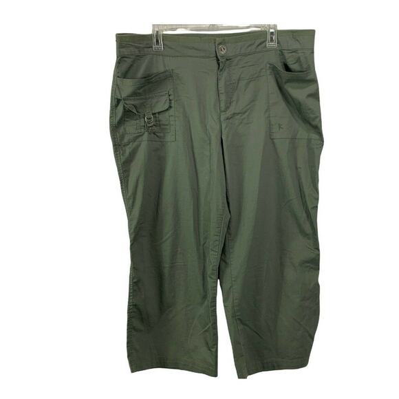 Danskin Womens Capri Pants Size 40 x 24 Olive / Army Green Elastic Waist - Picture 1 of 7